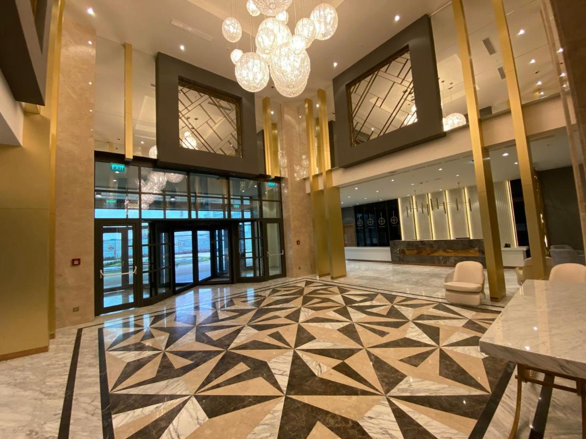 Limak Skopje Luxury Hotel Εξωτερικό φωτογραφία The lobby of the hotel