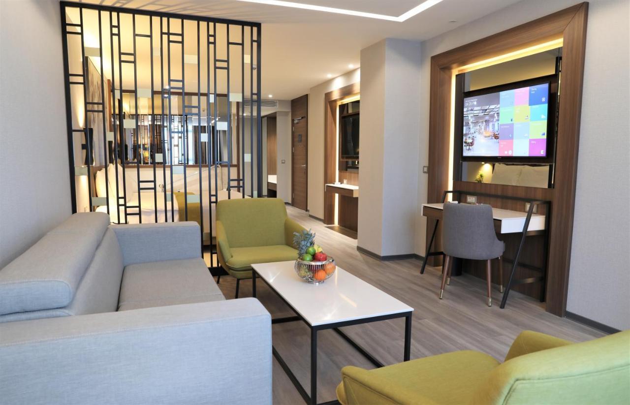 Limak Skopje Luxury Hotel Εξωτερικό φωτογραφία Suite