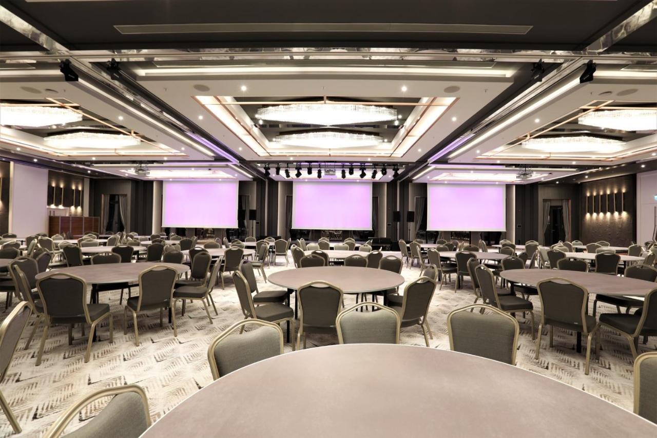 Limak Skopje Luxury Hotel Εξωτερικό φωτογραφία The Grand Ballroom