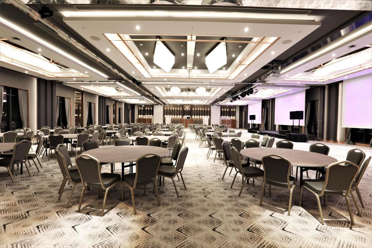 Limak Skopje Luxury Hotel Εξωτερικό φωτογραφία The Grand Ballroom