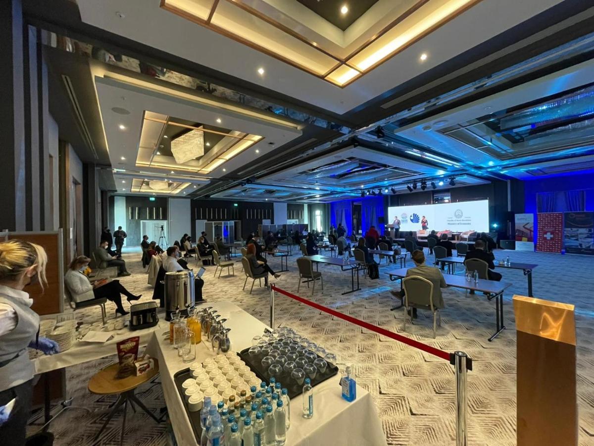 Limak Skopje Luxury Hotel Εξωτερικό φωτογραφία The 2019 World Economic Forum on the Middle East, Africa and India