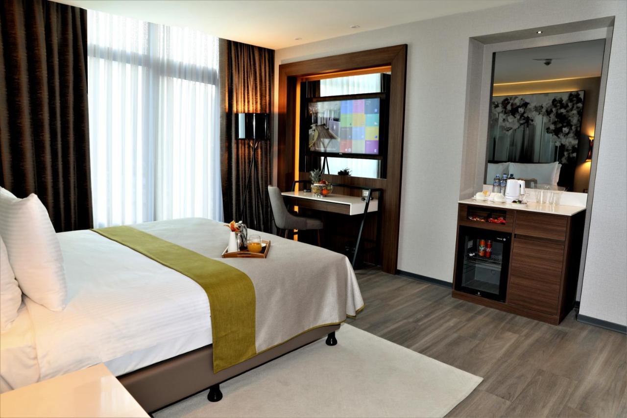 Limak Skopje Luxury Hotel Εξωτερικό φωτογραφία A room at the hotel