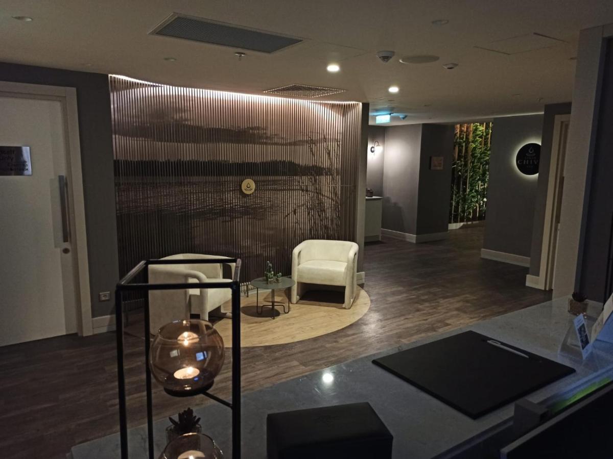 Limak Skopje Luxury Hotel Εξωτερικό φωτογραφία The interior of the lounge