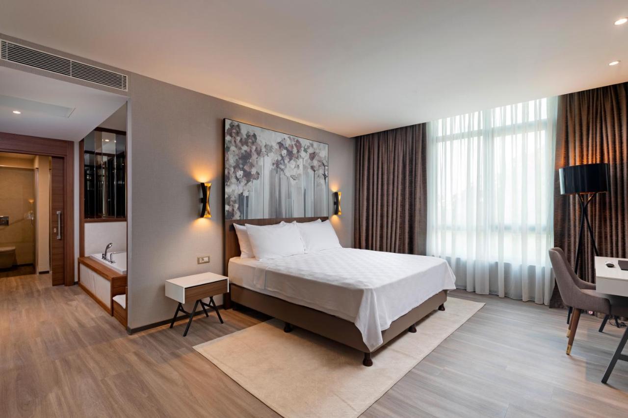 Limak Skopje Luxury Hotel Εξωτερικό φωτογραφία Deluxe Room