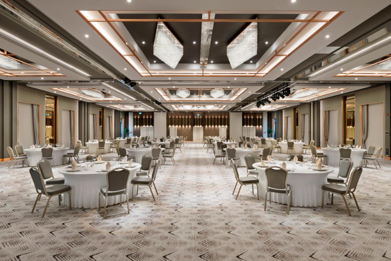Limak Skopje Luxury Hotel Εξωτερικό φωτογραφία The Grand Ballroom