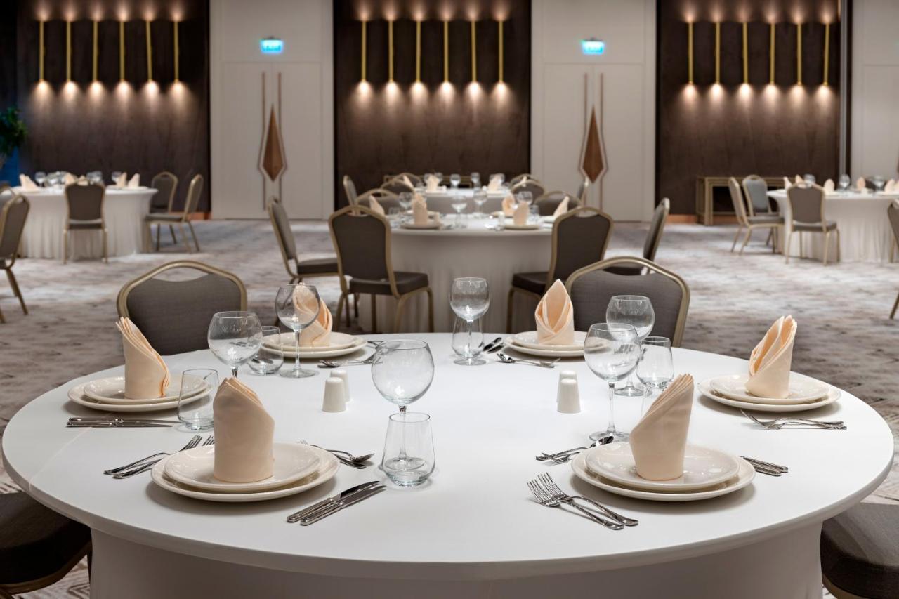 Limak Skopje Luxury Hotel Εξωτερικό φωτογραφία Banquet hall
